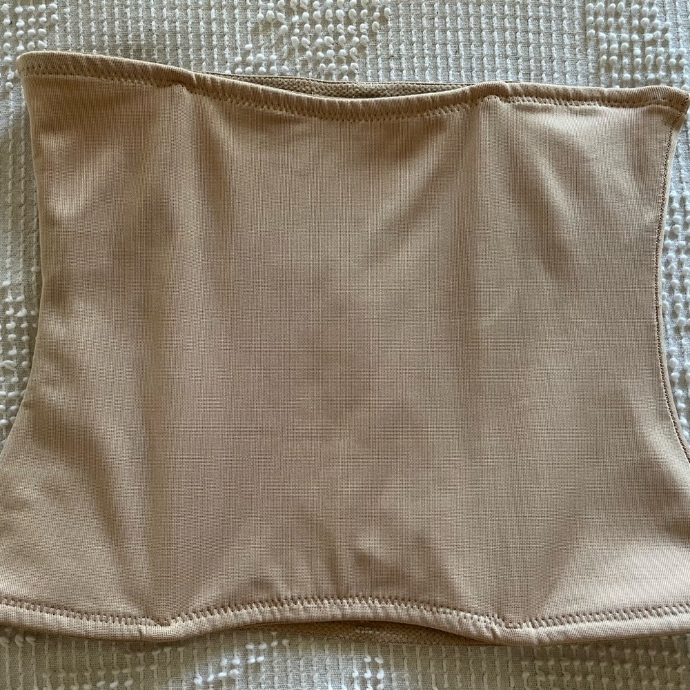 Waist cincher. Wore one time under my bridal gown. Surprisingly, somewhat comfy!